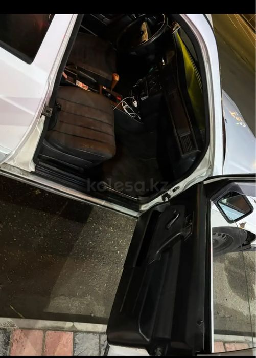 MERCEDES-BENZ E190 кузов w201