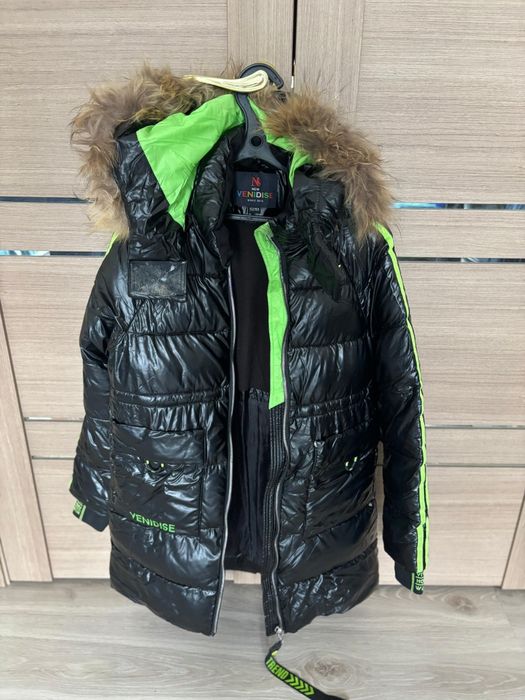 Продажа зимней детской девчачей куртки