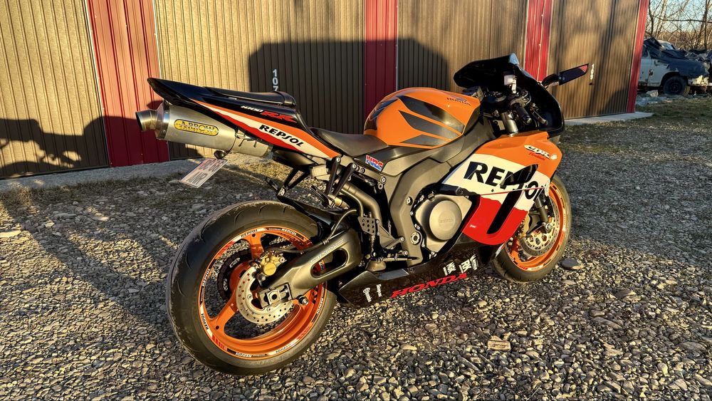 Honda CBR 1000 RR sc57