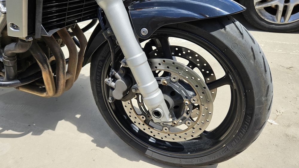 Yamaha fz6N  s1 an 2004