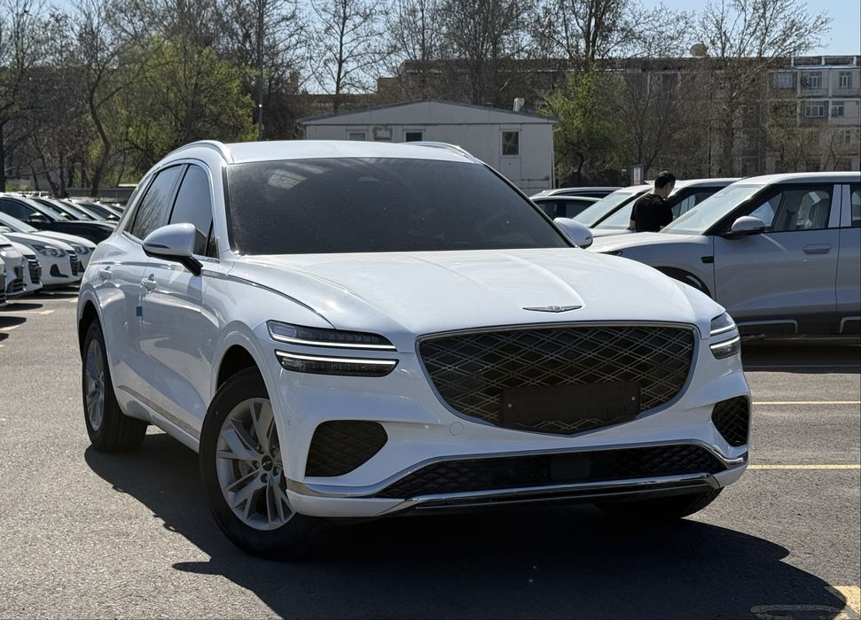 Genesis GV70 2026 / 2.5л AWD  NEW