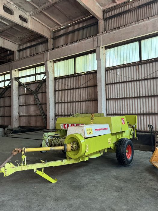 Claas markant 65