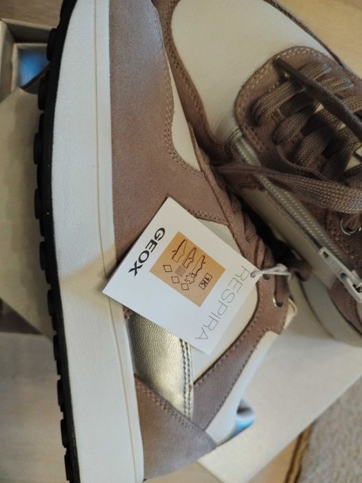 Чисто нов,GEOX,ном.38, 169лв.