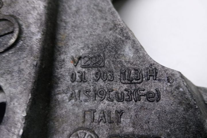 Suport accesorii   03L903143H Audi A6 4F/C6