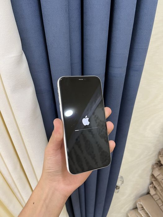 Сотовый телефон Apple iPhone 11 128GB