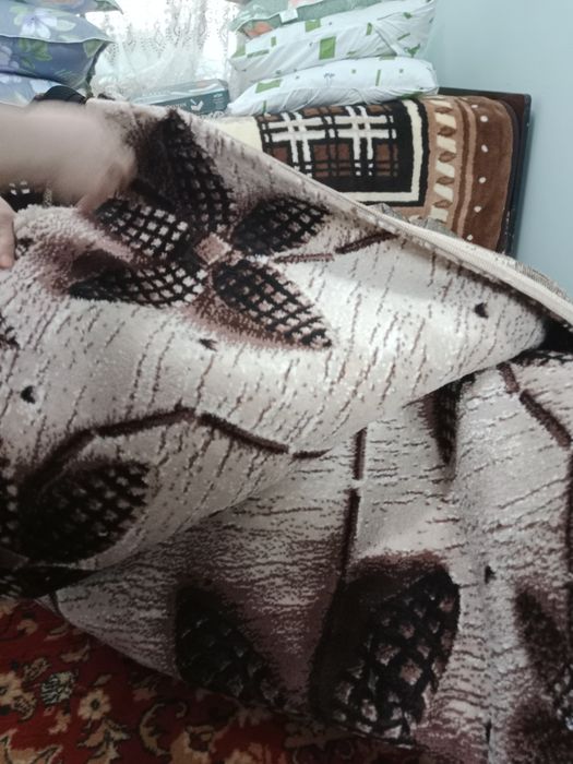 Продается ковер палас, производство Турция,3,5 на 4,5