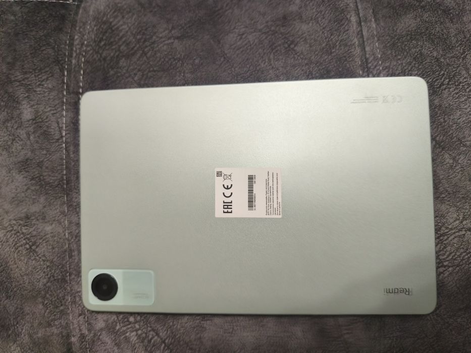Продам срочно Планшет Redmi Pad SE!!