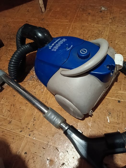 Продам пылесос Самсунг 1300ват