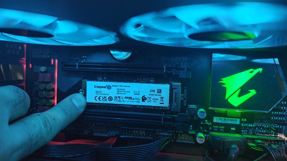 SSD Samsung pro/Kingston de 2TB NOI!