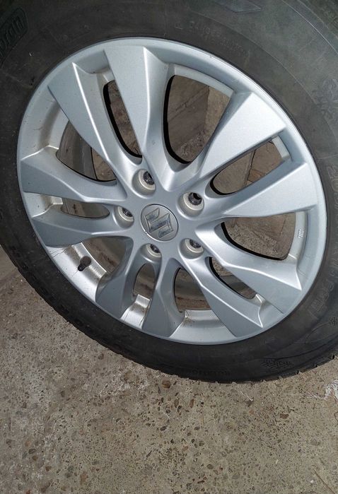 Jante originale suzuki cu cauciucuri de iarna