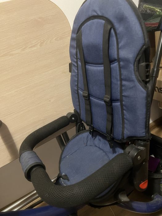 Tricicleta cu maner si pozitie de somn