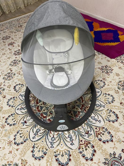 Продам новый автоматический шезлонг