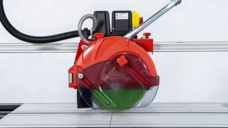 Inchiriez Masina de taiat gresie, faianta si placi de piatra 120,5 cm