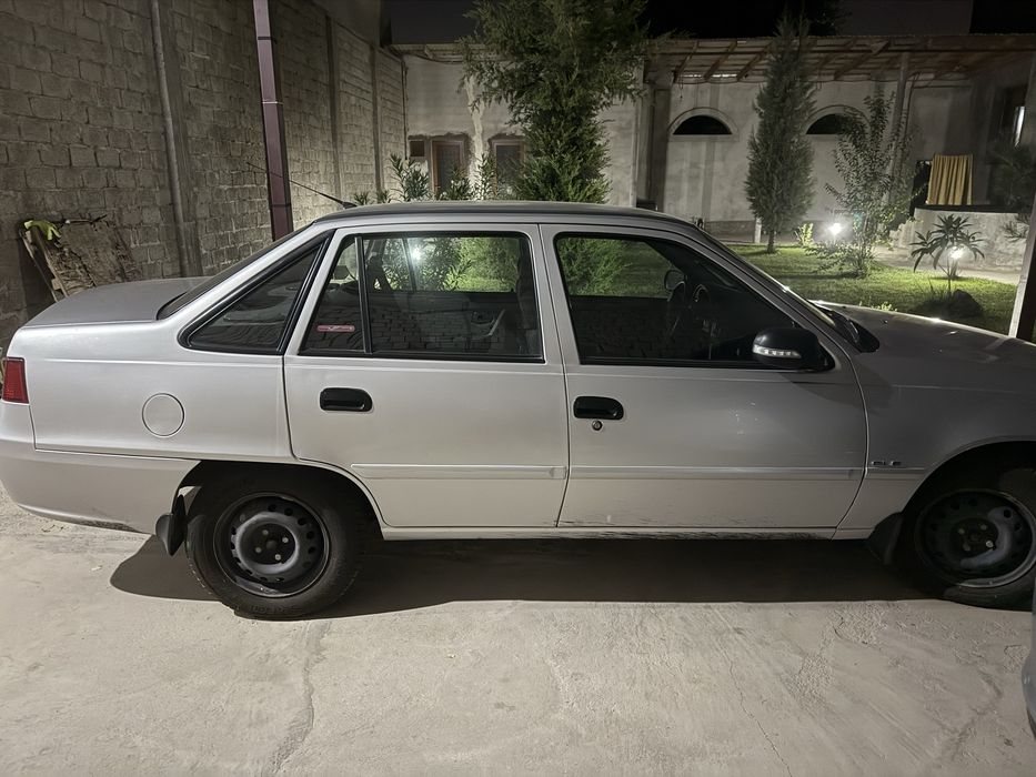 Автомобиль Нексия 2 практически без пробега в идеальном состоянии