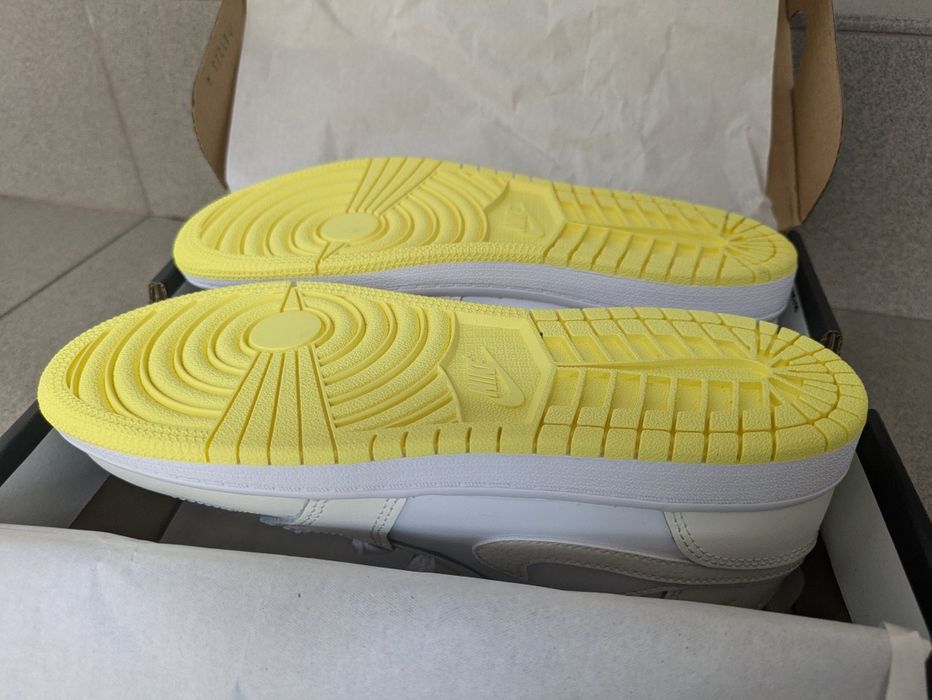 Nike Jordan 1 MID UNISEX
