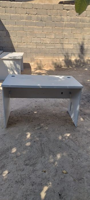 Стол офисный серый