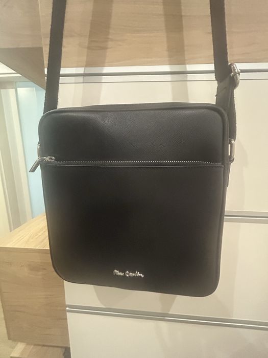 Мъжка кожена чанта Pierre Cardin!