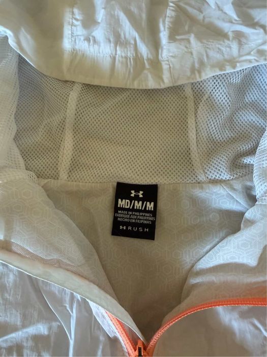 Дамски спортен комплект Under Armour