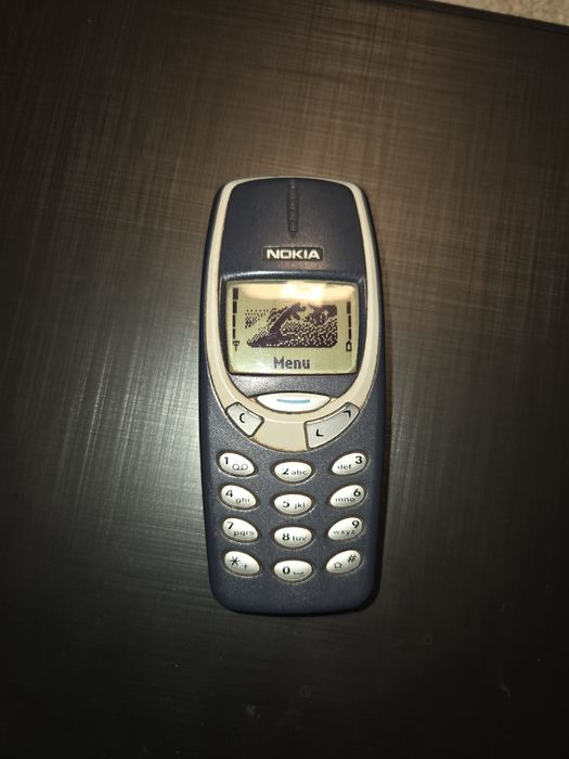 Nokia 3310 cu butoane