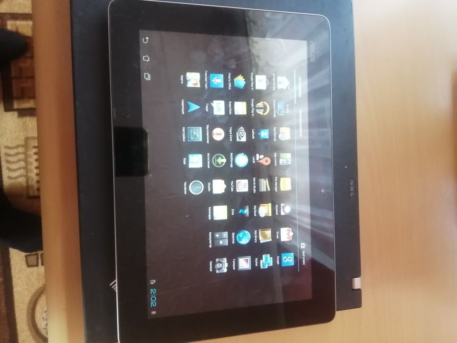 Таблет ASUS tf201