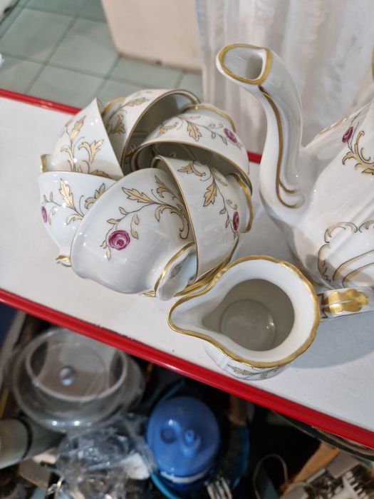 Продам совестские сервизы