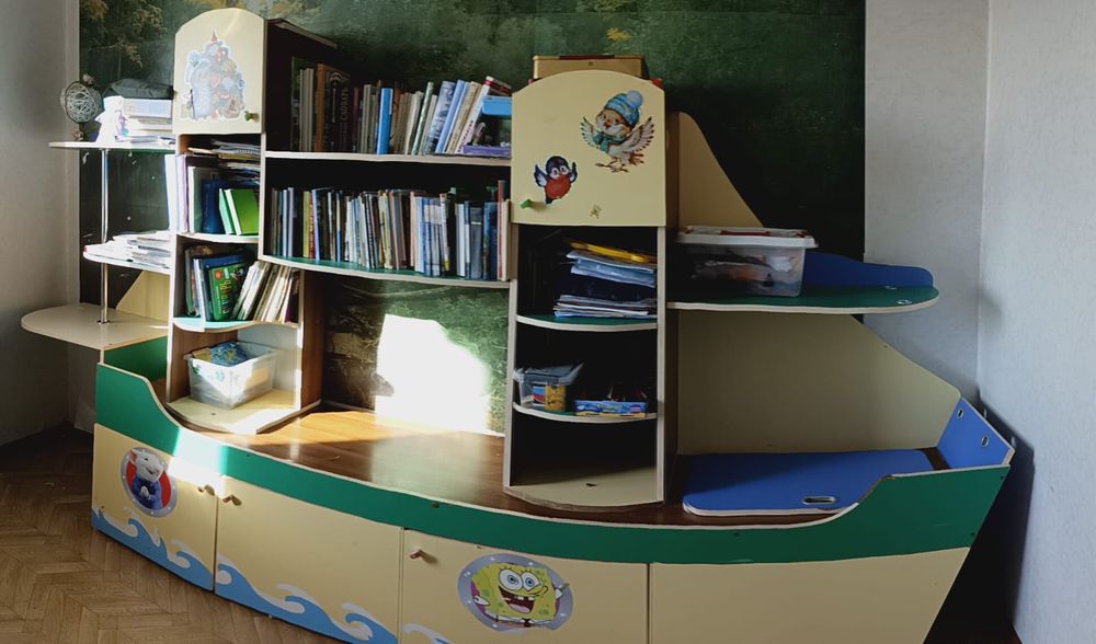 Продам шкаф в детскую (детская стенка)