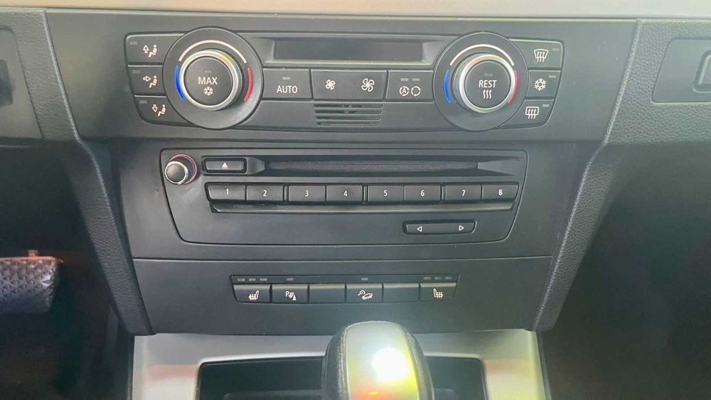 BMW 330 xdrive 2009 г.
