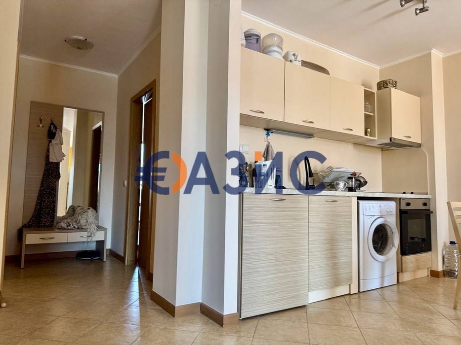 Продава се Тристаен апартамент в к.к. Слънчев бряг - 100 кв.м за 1149 €/кв.м - Снимка #3