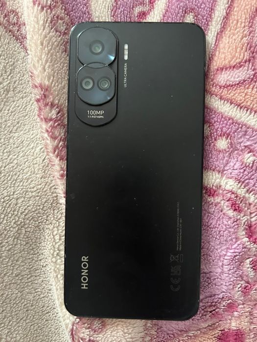 Продам телефон HONOR 90 lait.