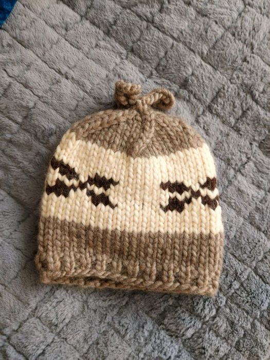 Шапка шерсть новая Канада