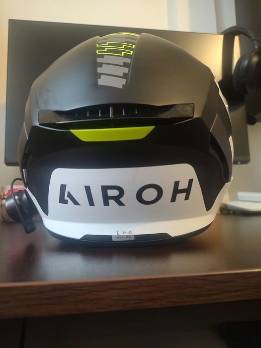 КАСКА Airoh SPARK rise black matt - ПОДАРЪК - Интерком!