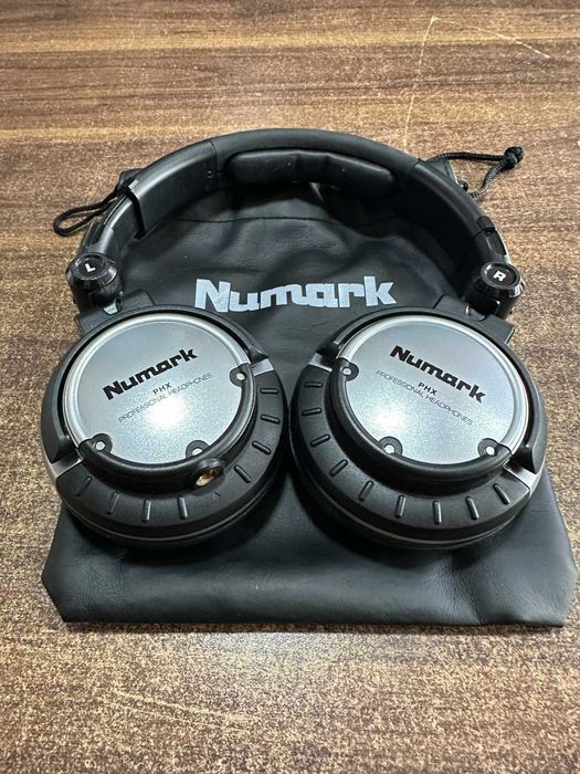 Numark PHX - DJ Headphones