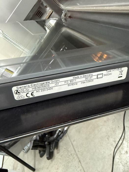 Фурна за вграждане SIEMENS