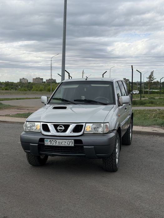 Nissan terrano 2