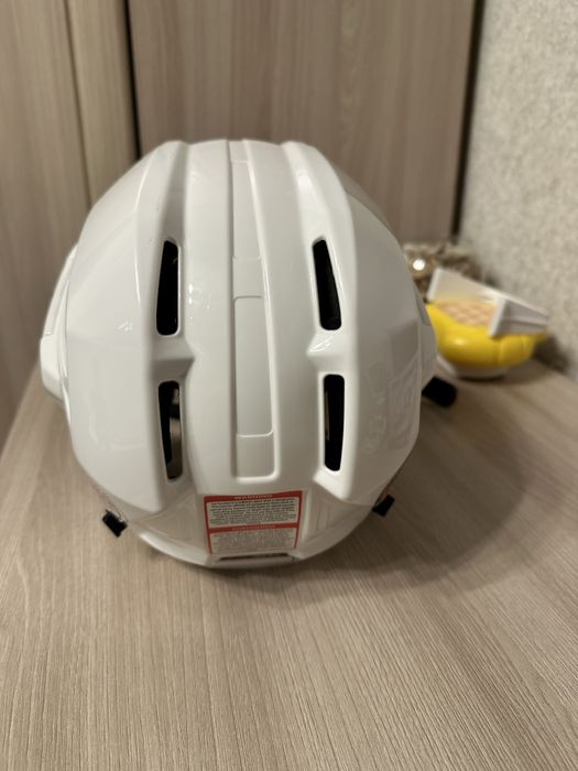 Детский шлем CCM FL 3Ds. Новый