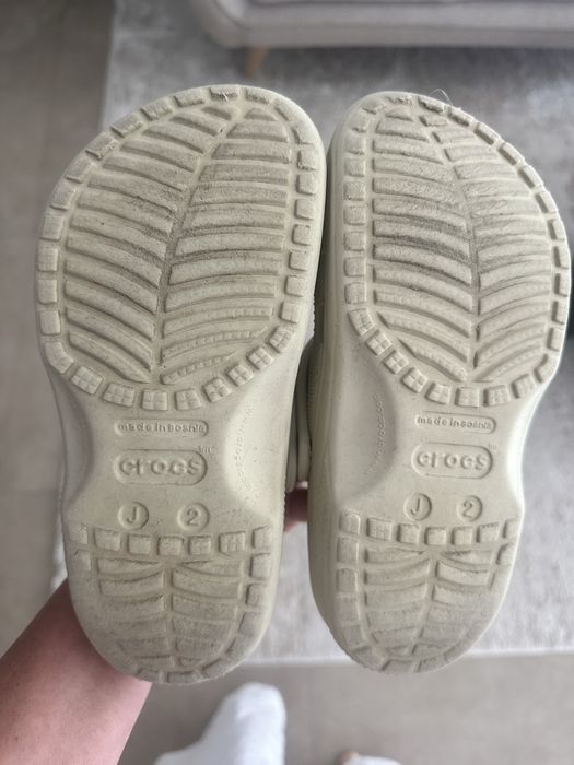 -98% отстъпка за Раница за училище HEAD  и CROCS чехли за момиче