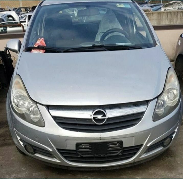 Dezmembrez corsa d in 3 si 5 usi