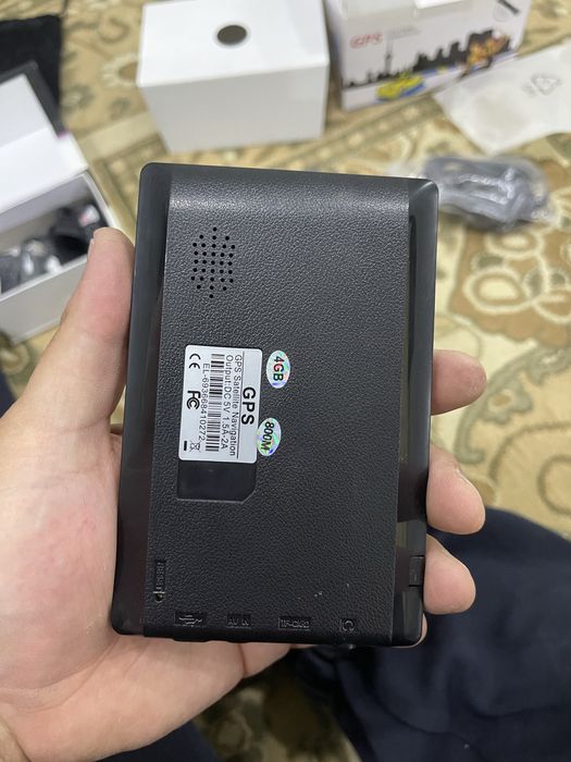 GPS навигатор srochna sotiladi!!!