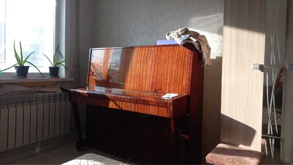 Продам фортепиано