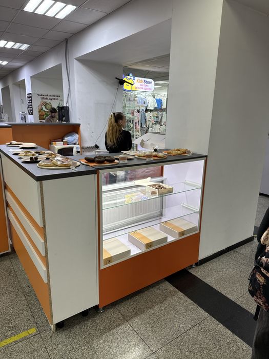 Продам островок, витрину, витринный холодильник