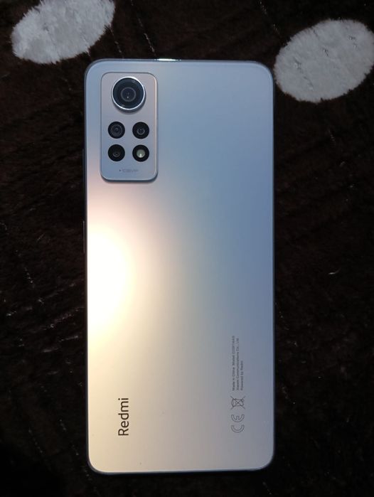 Продам редми нот 12 про