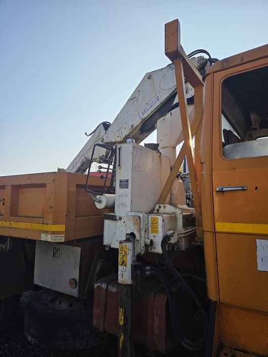 Magirius deutz  Basculabil cu macara