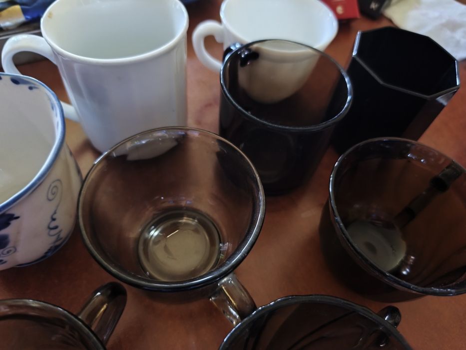 Стаканы .кружки для чая