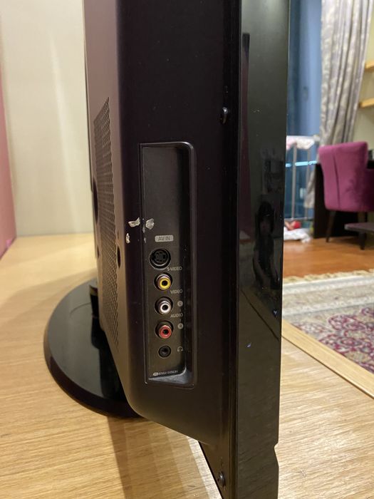 Телевизор Самсунг.