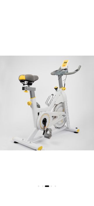 Bicicleta spining techfit sbk800, volanta 8kg eficienta, 99 trepte