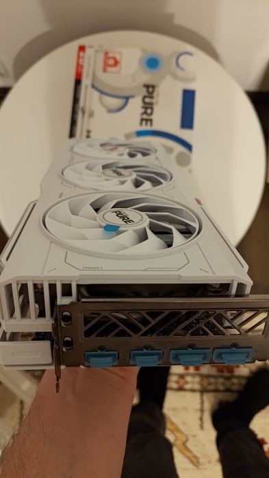 Vand/Schimb Sapphire PURE AMD Radeon RX 7900XT 20GB GDDR6 320-bit