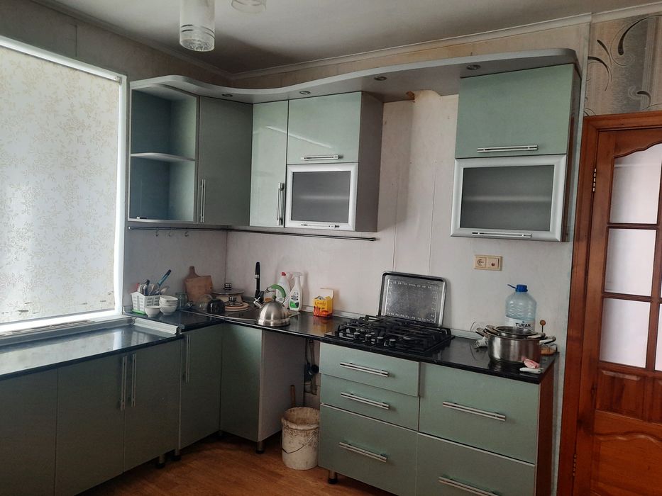 Продам встроенную кухню