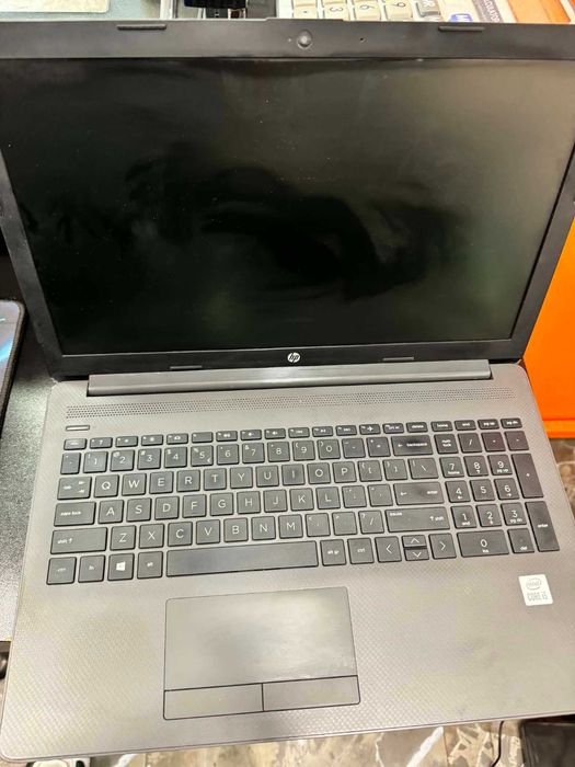 Hope Amanet P5-Laptop HP 250 G7 , I5-1035G1/ 8 RAM / 1 TB HDD