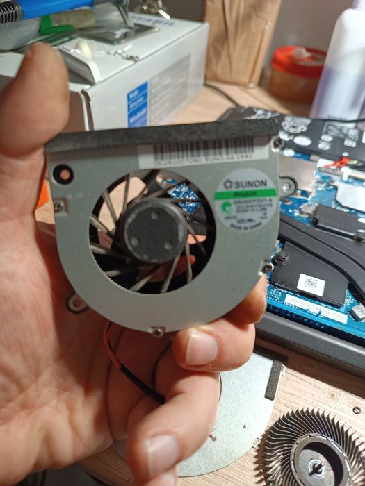 Cooler ventilație laptop 3 pini alimentare Acer aspire, HP, Toshiba