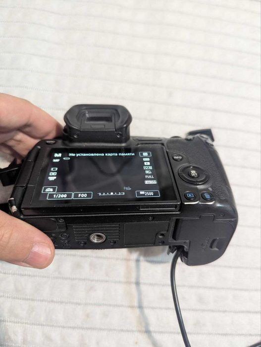 Фотоаппарат от розетки Canon LP-E6